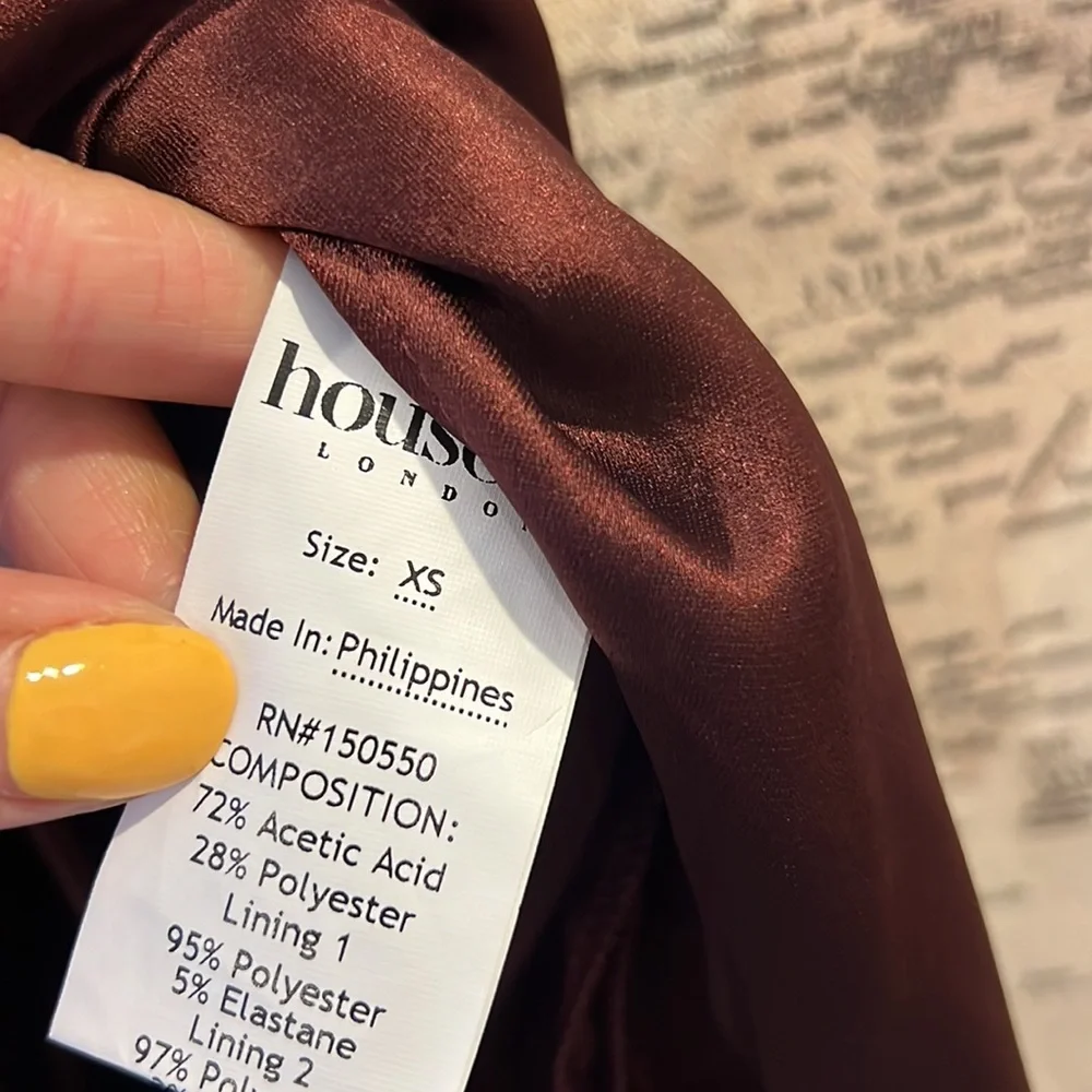 House of CB ‘Reva’ Raisin Satin Gathered Corset Dress Raisin NWOT - Picture 11 of 12